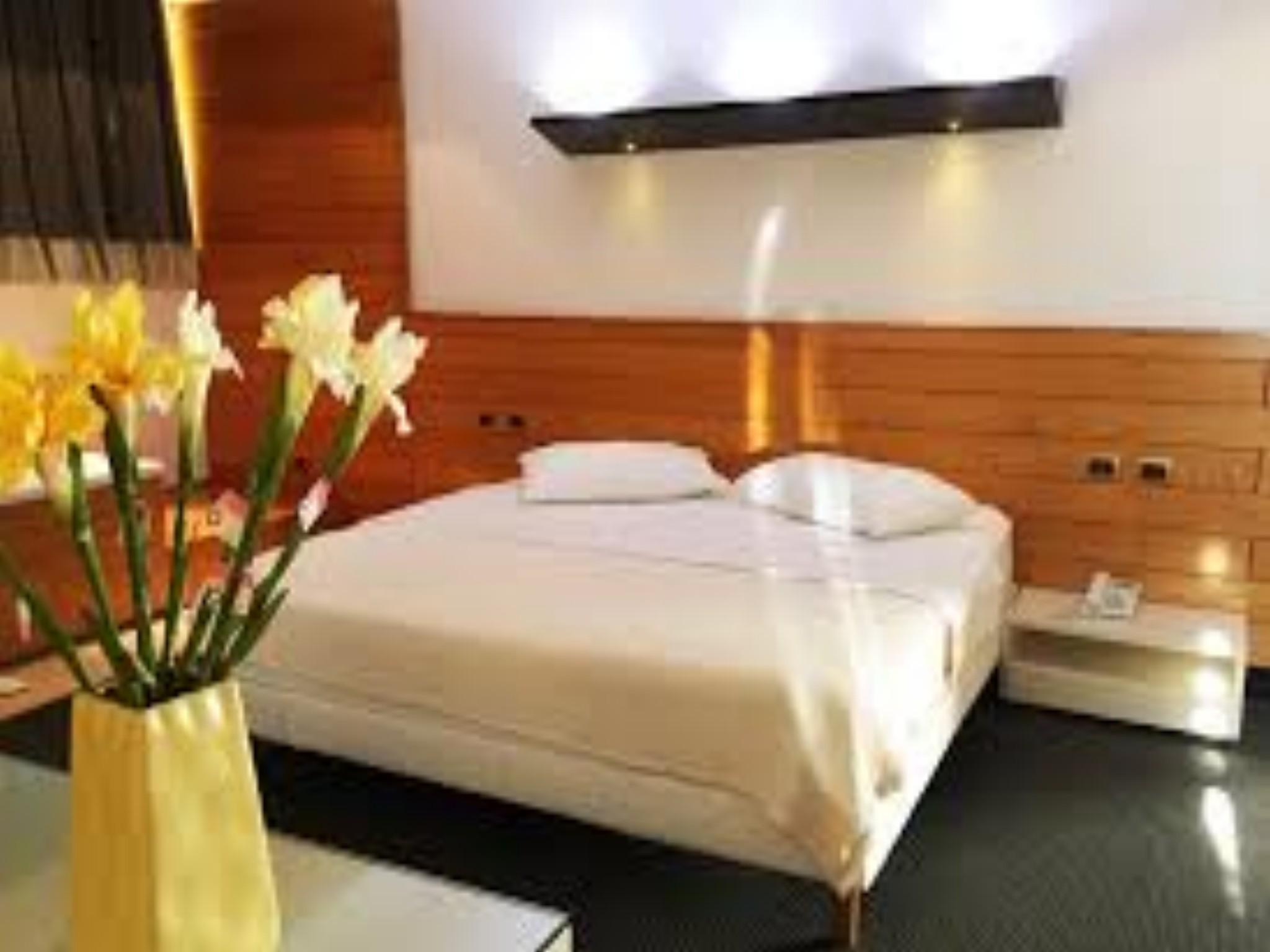 Hotel Bermon تيرانا المظهر الخارجي الصورة